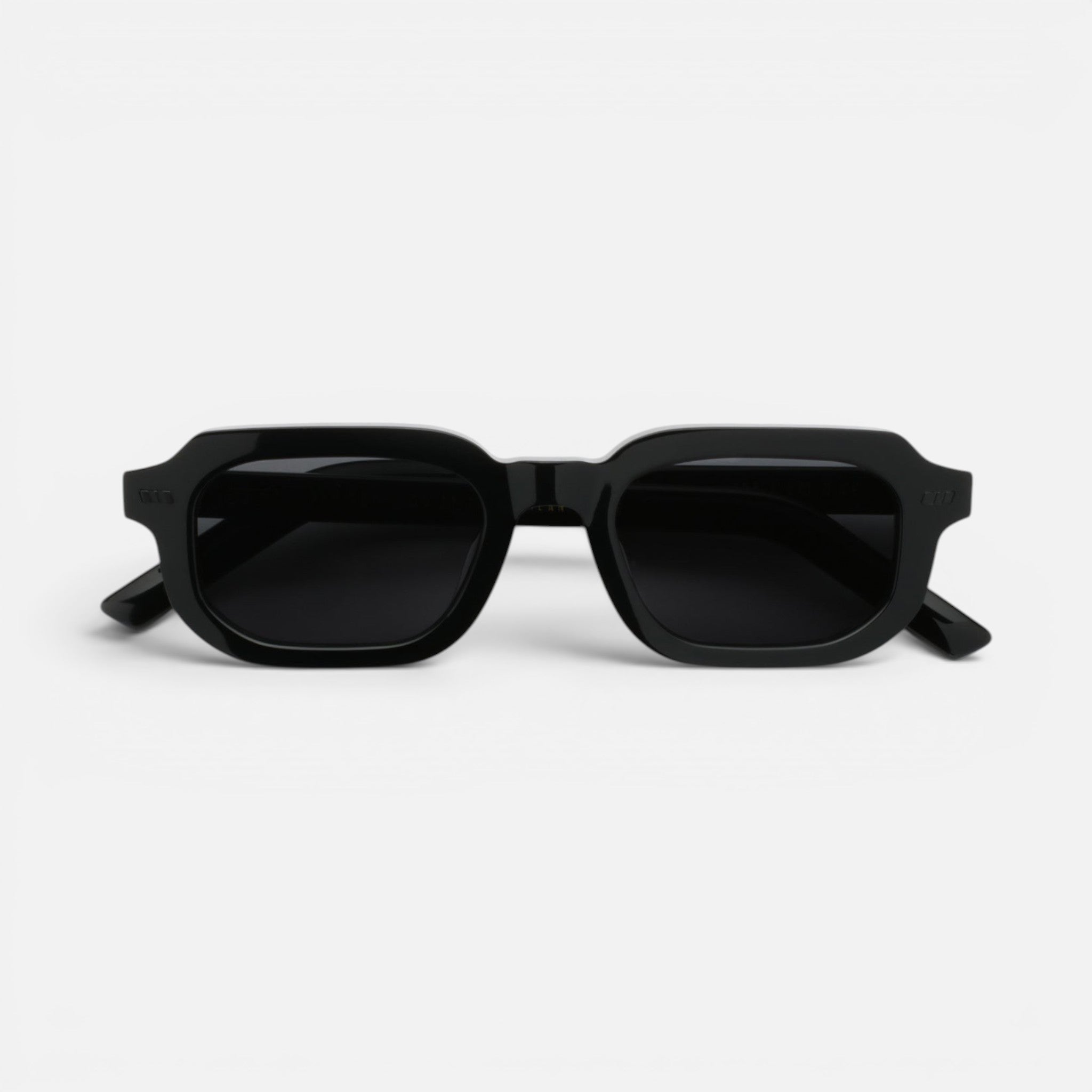 PAI_black_front